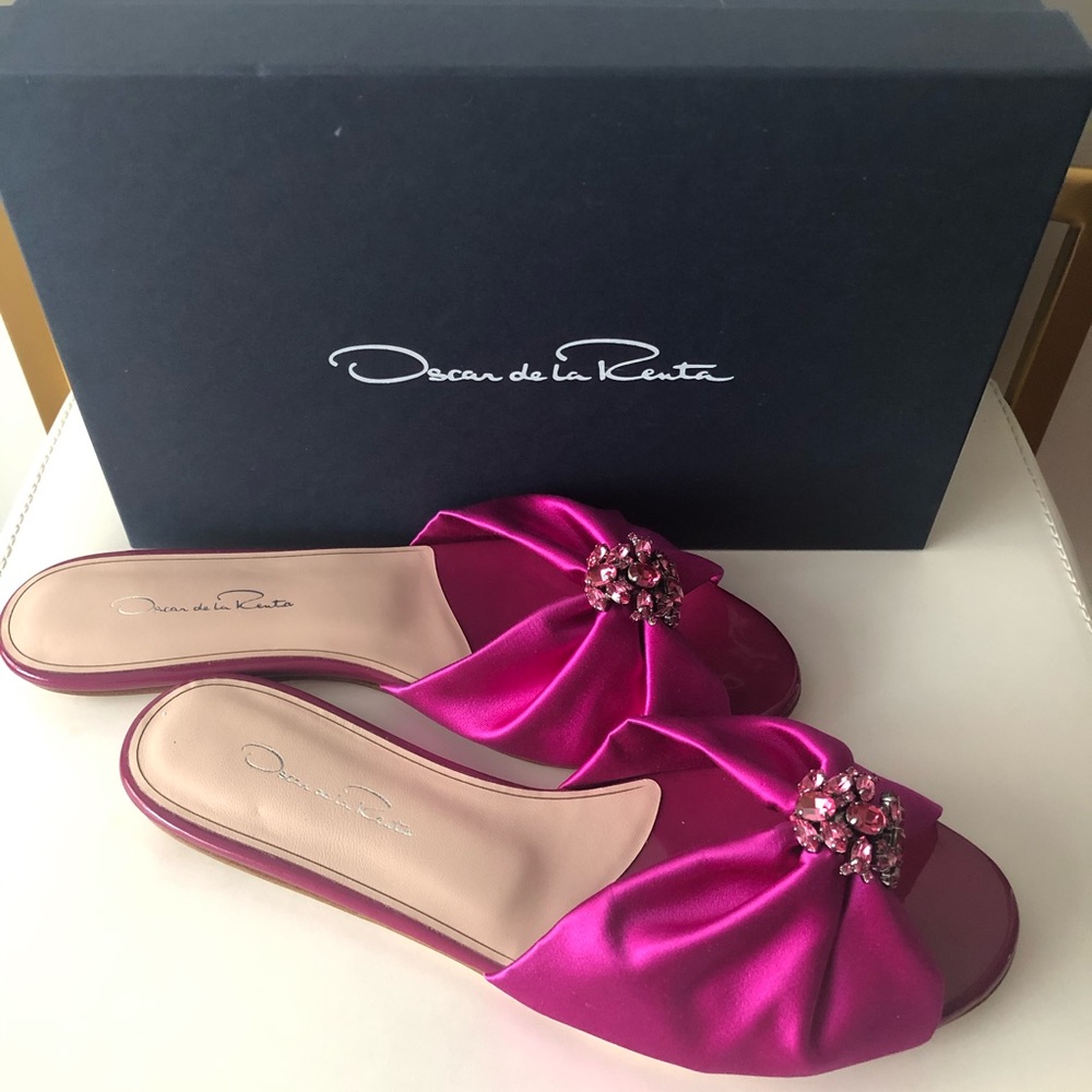 Oscar de la Renta Flat Slides NEW!!